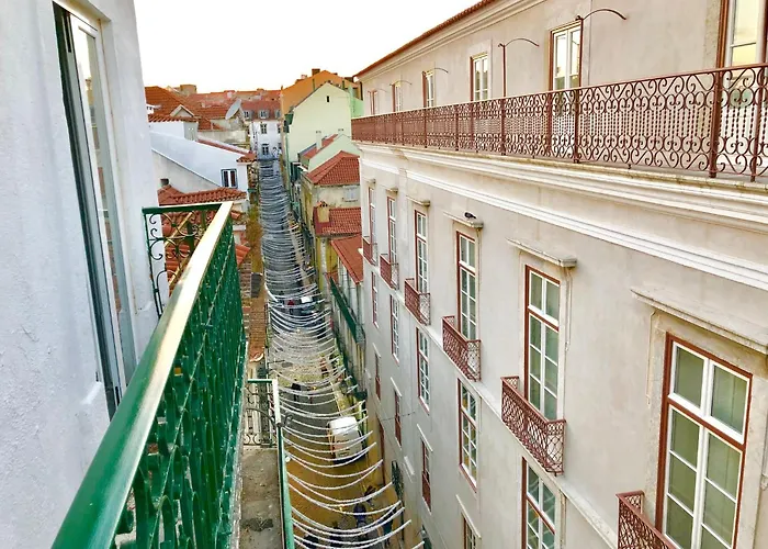 7lisbon Downtown Private Bedroom With Balcony 招待所
